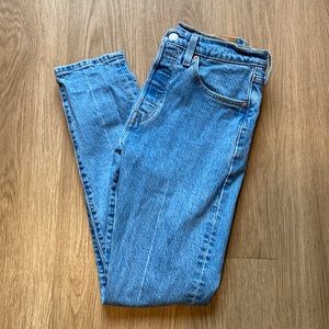 Women’s Levi 501 S Jeans High Rise with Button Fly W27 L28